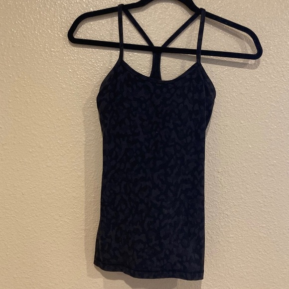 lululemon athletica Tops - Lululemon Y TANK SIZE 2